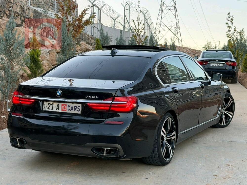 بي ام دبليو الفئة 7